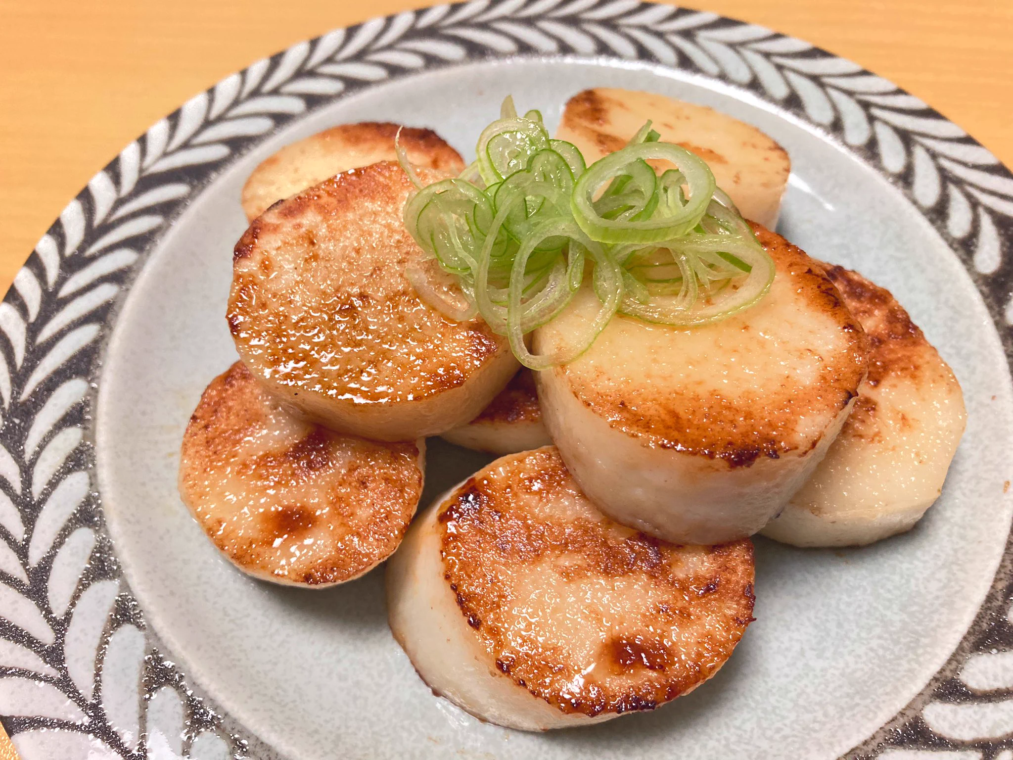 工程がシンプルで簡単にできそう！とっても美味しそうな「長芋」の食べ方！