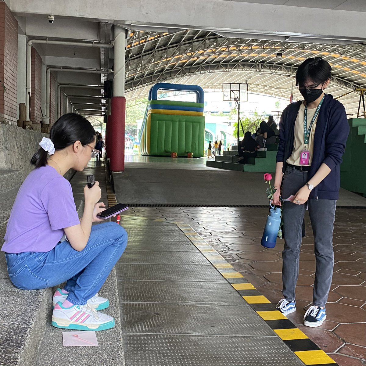 cfmcharana's tweet photo. How sweet are the melodies exchanged in good spirit! Come along as we revisit today’s Haranas. 🍭✨

Catch us again tomorrow at the Upper Tent for more serenades and suprises! 😉💞

#Harana2023

🖼: Char Castor &amp; Jessie Natividad
✏️: Char Castor https://t.co/22k4am6Yro
