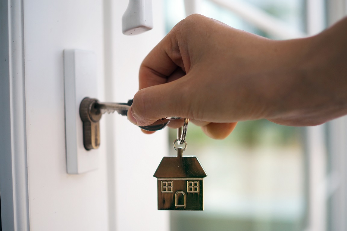 A Quick Guide to Your Role as a Landlord

A reminder of the latest financial, legal and health & safety responsibilities along with some practical tips on how to be a good landlord!

Click link to read:
lambbrooks.com/news/a-quick-g…

#Landlord #Property #LandlordDispute