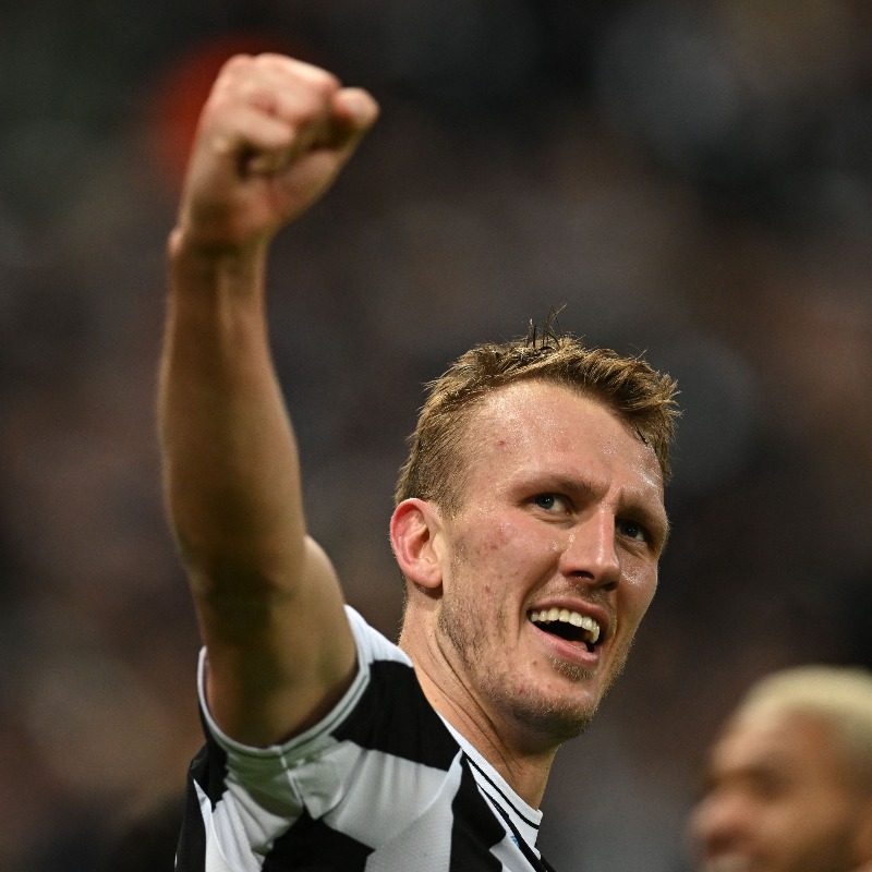 NUFC's tweet photo. 🎶 He's from Blyth... 🎶

Dan Burn has been nominated for the @premierleague Player of the Month award for January! 

Voting is now open ⤵️