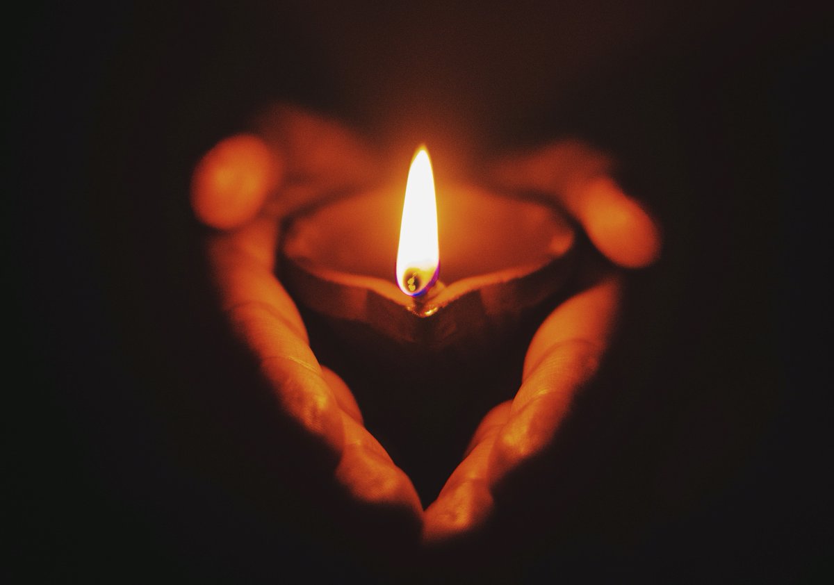 #actu <a href="/AUREPClermont/">AUREP</a>  [🧐 #Donation d’un #usufruit préconstitué #viager : l’usufruit continue de porter sur la tête du donateur ]
🖋 <a href="/COrlhac/">Catherine Orlhac</a> 
👉 Lire la suite urlz.fr/kz6n
#aurep #donation #usufruit #donateur #CGP #notaires #assureurs #avocats #expertscomptables