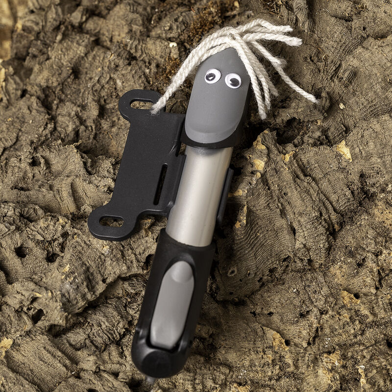 TheBridgeEM's tweet photo. On 11th September, Lisa Sharp and Paul Lewin will be setting off on a 976 mile cycle ride, but they won’t be alone… the team is supported by the newest member: BridgeIt The Bike Pump.
It would make BridgeIt happy if you could follow her on this epic journey #WhereIsBridgeIt https://t.co/Bd2XHJ6N3E