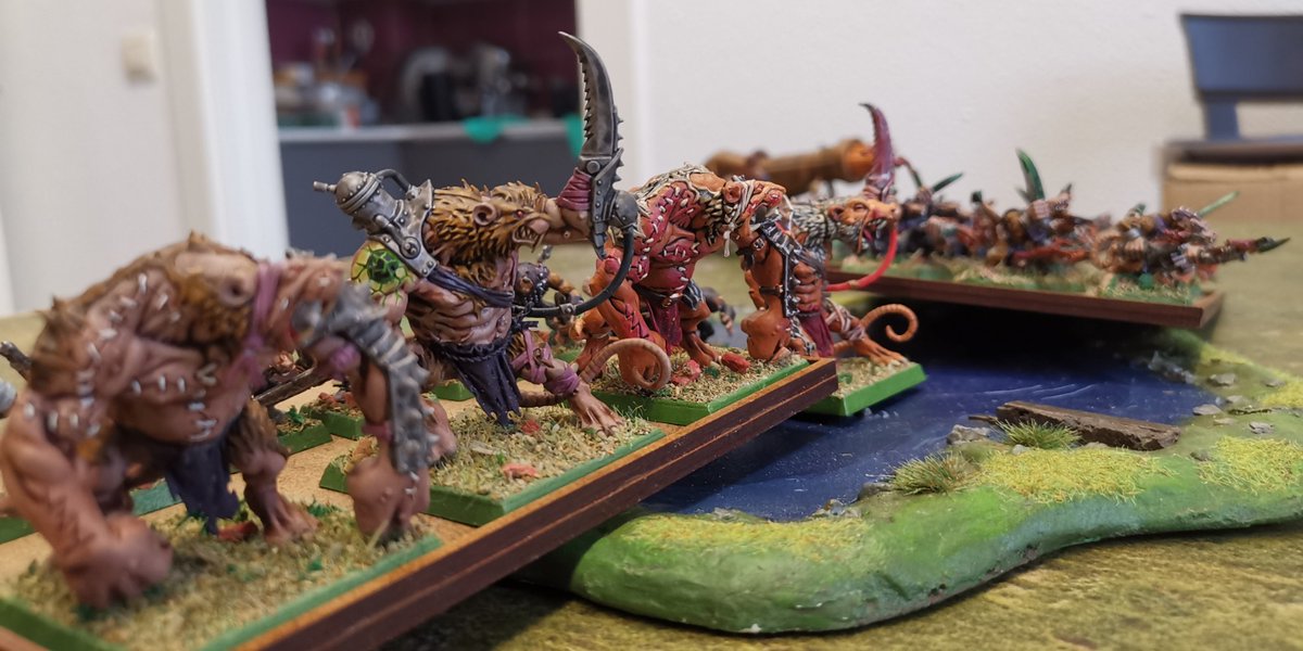 DaruosXIII's tweet photo. Partida Reforgera! Clan Eshin VS Orcos

Contra los escurridizos asesinos sabes que vas a desgaste y no combatirás contra lo que quieres. Él elegirá el objetivo y el cuando! Malditos!

@WHReforged #warhammer #theoldworld #skavens #eshin #orc

LINK AL VIDEO: https://t.co/3hK4DGqdMo https://t.co/O9PJU71DgH