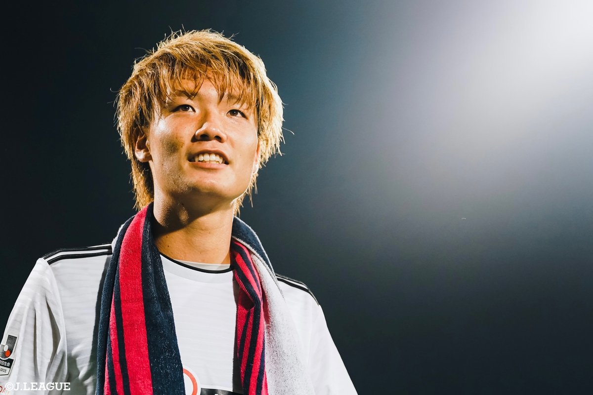 🎂HAPPY BIRTHDAY🎂 本日1月27日は ボルシア・メンヒェングラートバッハ 板倉 滉 選手の26歳の誕生日です🎉 板倉選手、 おめでとうございます㊗️ @kougogo1270