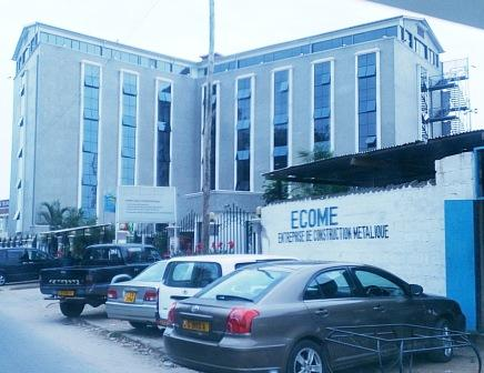 Ikiriho's tweet photo. 🔴La société @EconetBurundi dans de sales draps! Le fisc #burundi-ais a sorti un avis à tiers intimant les institutions financières à virer un montant légèrement moins de 89 milliards Fbu et plus de 44 millions 💰 sur un compte de transit de l'@arctbdi ouvert à la @BankiNkuru https://t.co/Os8gAFshzf