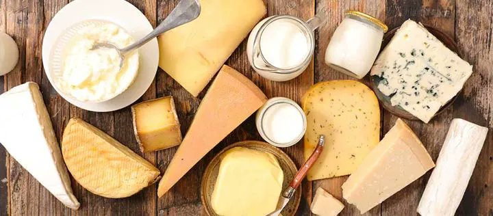 bzfe_de's tweet photo. #ImpulsderWoche: Vielfalt probieren - Alles #Käse! Liegen bei Ihnen immer "nur" #Gouda und #Edamer auf dem Brot? Dann wird es Zeit, die köstliche Vielfalt an #Käsesorten auszuprobieren! Das #BZfE gibt Ihnen einen Überblick ➡️  https://t.co/NSEYfPLuSr https://t.co/clmDSIBshL