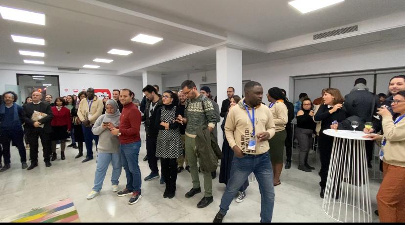 DigitalAfrica__'s tweet photo. Hier, team #DigitalAfrica était en mode #TheDot pour une rencontre avec l'#ecosystème #tech #tunisien!
#upskilling #funding #litteracy #performancejoyeuse #datadriven #tech4scale #techmadeinafrica #techmadeintunisia #techchampions #earlystage #Africa #digital #ConnectinTunis2023 https://t.co/tOWzcPc3mD