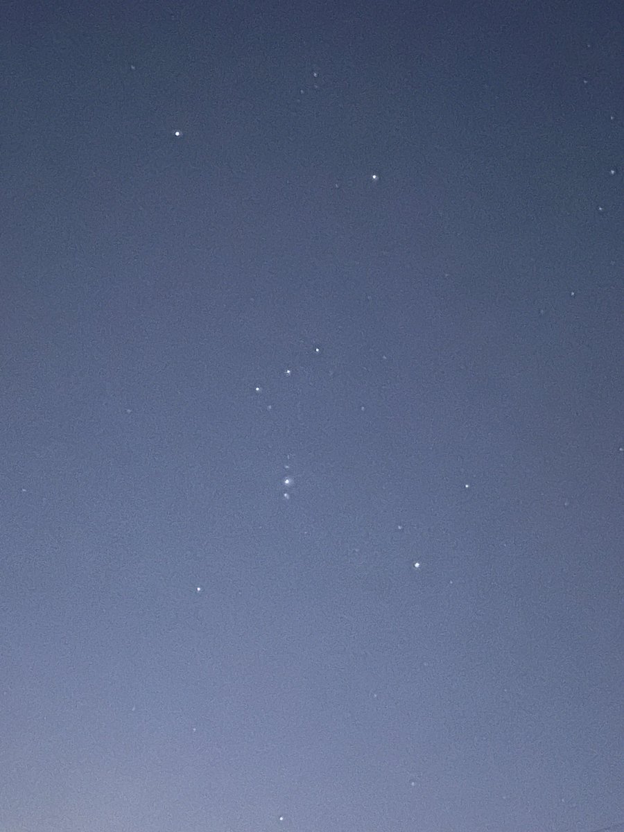 JelleyAndrew's tweet photo. @Lauratobin1 Hi Laura can you tell me what this star constellation is called. https://t.co/psxJVVVaXq