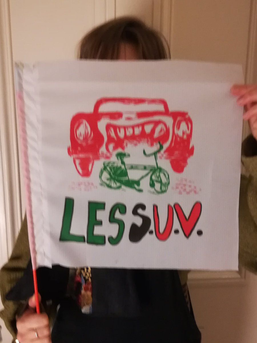 LESS.U.V 🚘

MORE BICYCLES 🚲