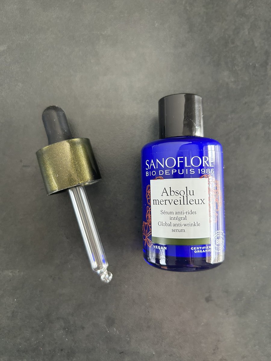 BLABLATESTS's tweet photo. Sérum Absolu merveilleux de @Sanoflore
#test #skeepers #hivency #sanoflore #testeuse https://t.co/FIIyjgkciO
