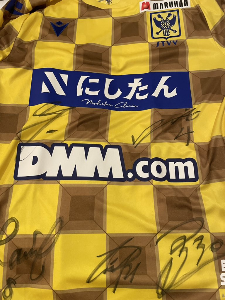 masahiro7151's tweet photo. ゲッツ!
#DMMGROUP
#DMM
#シントトロイデン https://t.co/qw8cVvi2nz
