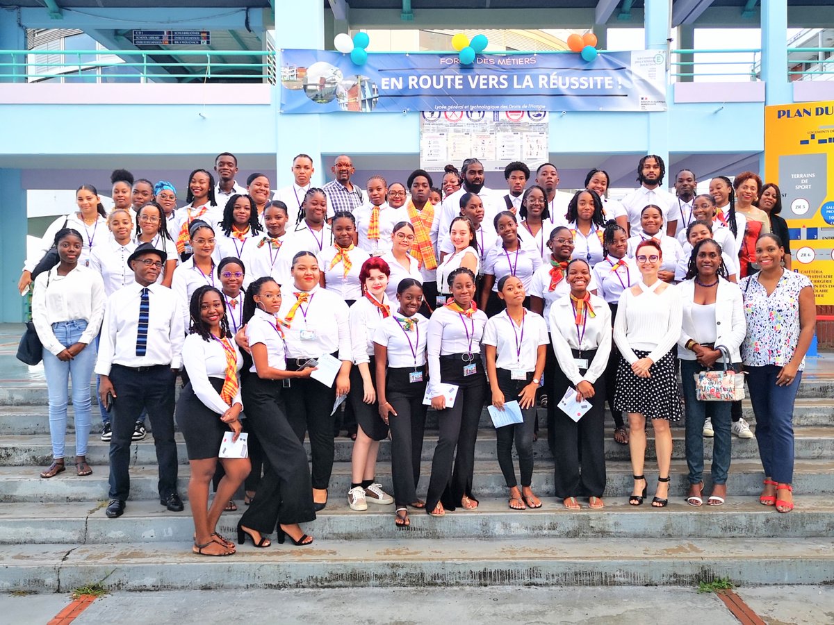 1er Forum des Métiers du Lycée des Droits de l'Homme organisé ce jeudi 26 janvier 2023 à l'attention de ses élèves! Des informations sur l'orientation sur les métiers du Tertiaire : Marketing, Droit, Gestion, Finance, Commerce, Economie, Informatique, et les études BTS post-bac.