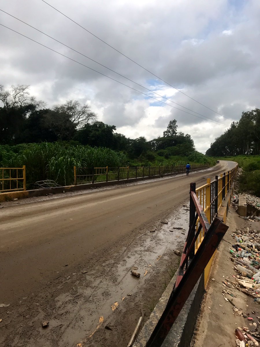 The waste in this stream in Ngwerere ,due to high rainfall shows the need for solid waste management enhancement. Such environmental hazards pose risks for aquatic life,  human health,etc. It’s very critical  for more efforts to be made towards the creation of a circular economy.