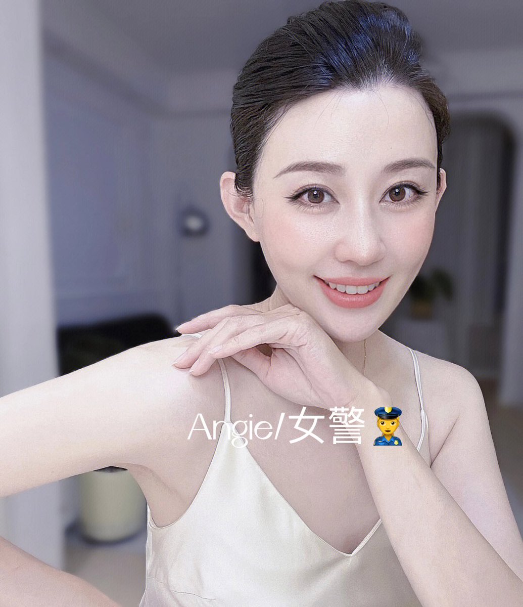 生活总是不尽人意，我们应该对自己好一点，做尽自己想做的事情。
