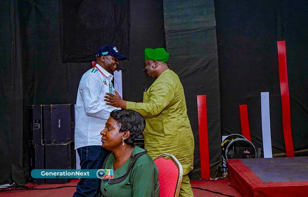 nentawe1's tweet photo. The frontline candidates of the political parties exchange ideas with the electorates on the platform provided by Plateau Business Community. 

Above all, we exchanged pleasantries among ourselves and got the atmosphere beautiful with smiles, jokes, and friendly moments. 

/1 https://t.co/xrY5F3R3bJ