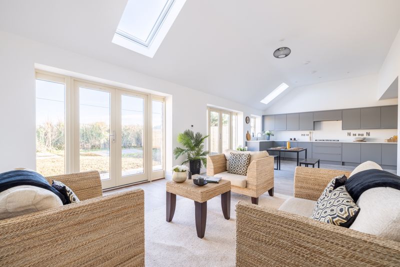 Only 2 left in this exclusive collection of homes in popular Keinton Mandeville. Meticulously designed &amp; finished by leading construction experts <a href="/mcintosh_DBR/">McIntosh DBR</a>  No.3 &amp; No.4 Cottons Orchard are ready to move in! 2 beds, 2 baths. Call Harry to view ☎️ 01963 351993 #propertyforsale