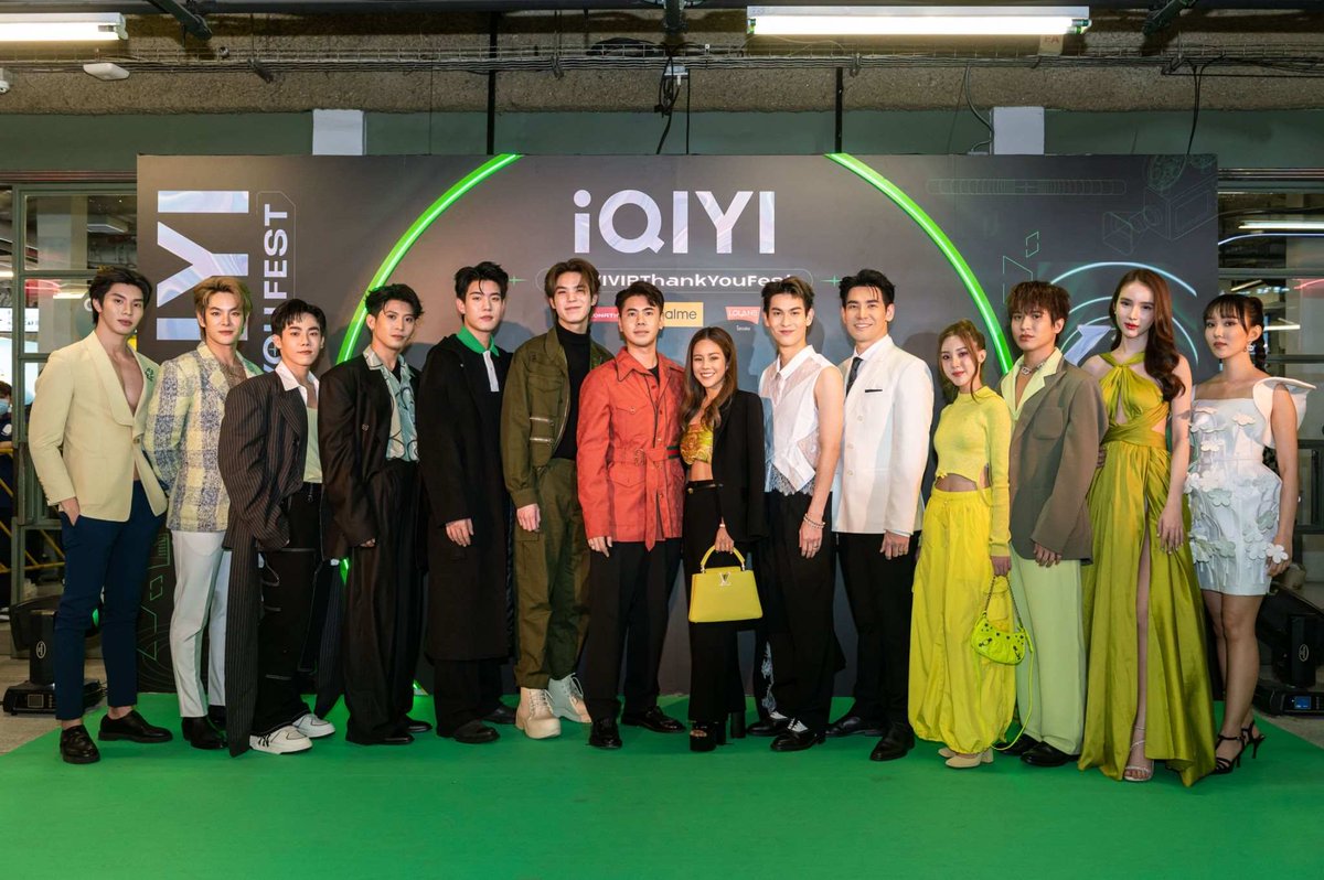 SuperstarnewsTH's tweet photo. iQIYI (อ้ายฉีอี้) ประเทศไทย จัดแคมเปญ #iQIYIVIPThankYouFest พร้อมงานเลี้ยงขอบคุณสื่อมวลชน, แบรนด์/ เอเจนซี, ผู้จัดละคร/ ซีรีส์, และสมาชิก VIP 
ปิดท้ายด้วยการแจกของรางวัลให้กับผู้ที่มาร่วมงานปาร์ตี้ในวันนี้
 #iQIYI #realme #Aconatic #Lolane
https://t.co/0RH1BblhUA https://t.co/6ZNq2ULqla