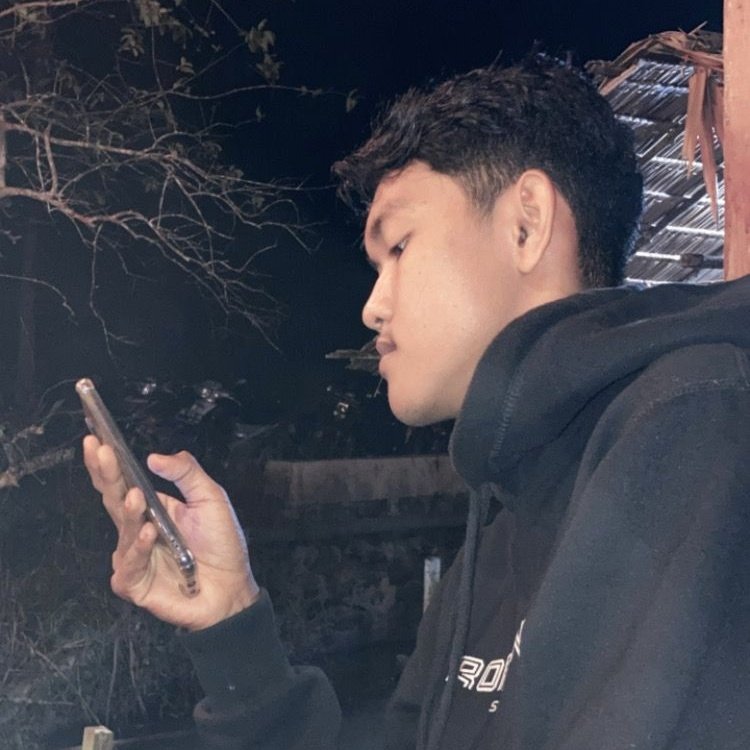 Emerald24072003's tweet photo. #FotoProfilBaru https://t.co/kwNJVLK44n