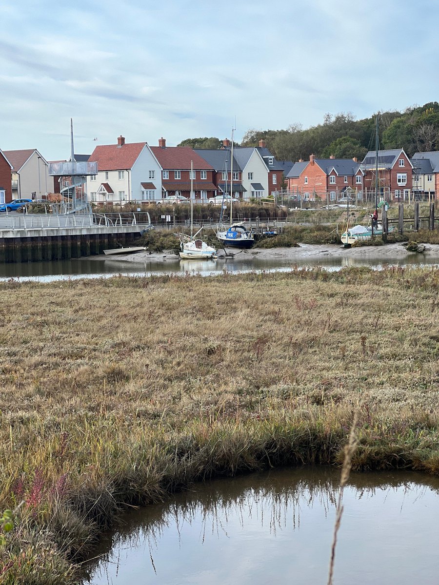 flaginnwivenhoe's tweet photo. Looking forward to a refreshing spring returning to our beloved Wivenhoe… where’s your favourite spot to visit in the town?

#Wivenhoe #WivenhoeQuay #Colchester #Essex #TheFlag #Spring #SpringIsComing #Explore #ExploreEssex https://t.co/Qn7Z6GRjy5