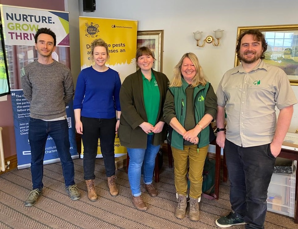 ForestryComm's tweet image. We&apos;re in Wrexham today with @TheICF meeting Foresters and Arboriculturists to talk about #TreeHealth alongside wonderful colleagues from @WelshGovernment @NatResWales @Forest_Research &amp;amp; #Observatree.