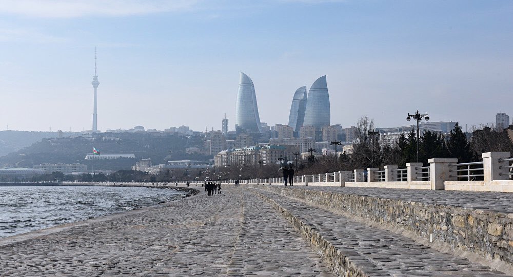 SaudiInBaku's tweet photo. من المعالم السياحيه الجميله في باكو ( ممشى البوليفارد ) يضم مناطق ترفيهية مطلة على البحر  ومتاحف ومطاعم ومتاجر ويمتد على الشاطئ حوالي ١٠ كم .. 

#سعوديون_في_اذربيجان
#باكو #سفر #سياحة https://t.co/2zHf37IwMs