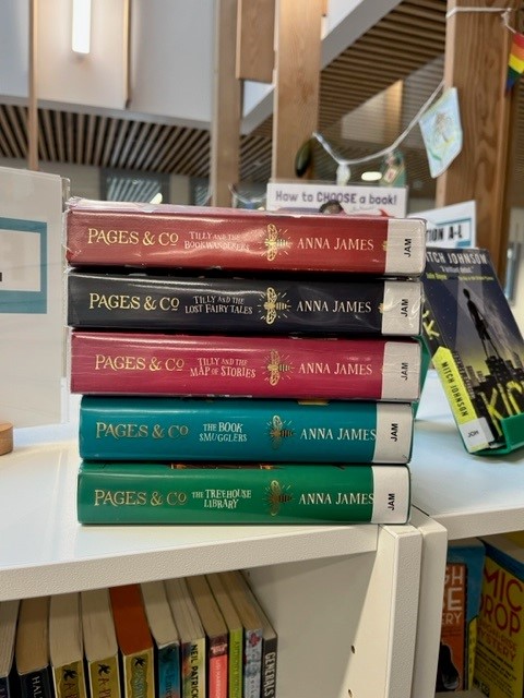 HASULibrary's tweet photo. We love Pages &amp; Co and can't wait for 'The Last Bookwanderer', the final book in the series, to be published in September! *but we're also very sad it's the last one.. @acaseforbooks #pagesandco #bookwandering #booksaboutbooks #schoollibraries https://t.co/7JGFWz8TaQ