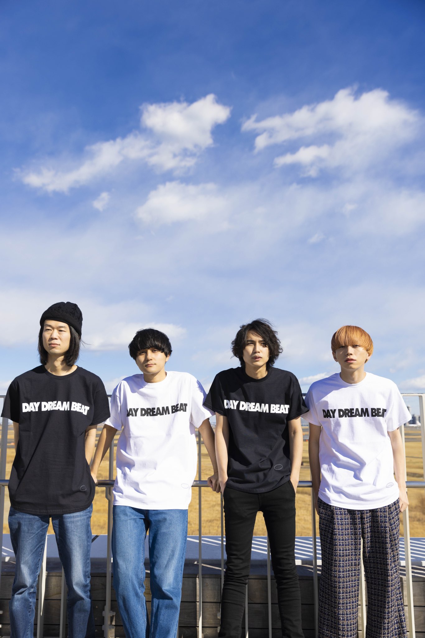 ハンブレッダーズ × TANGTANG DAYDREAMBEAT Tシャツ 黒 | jarwan.com