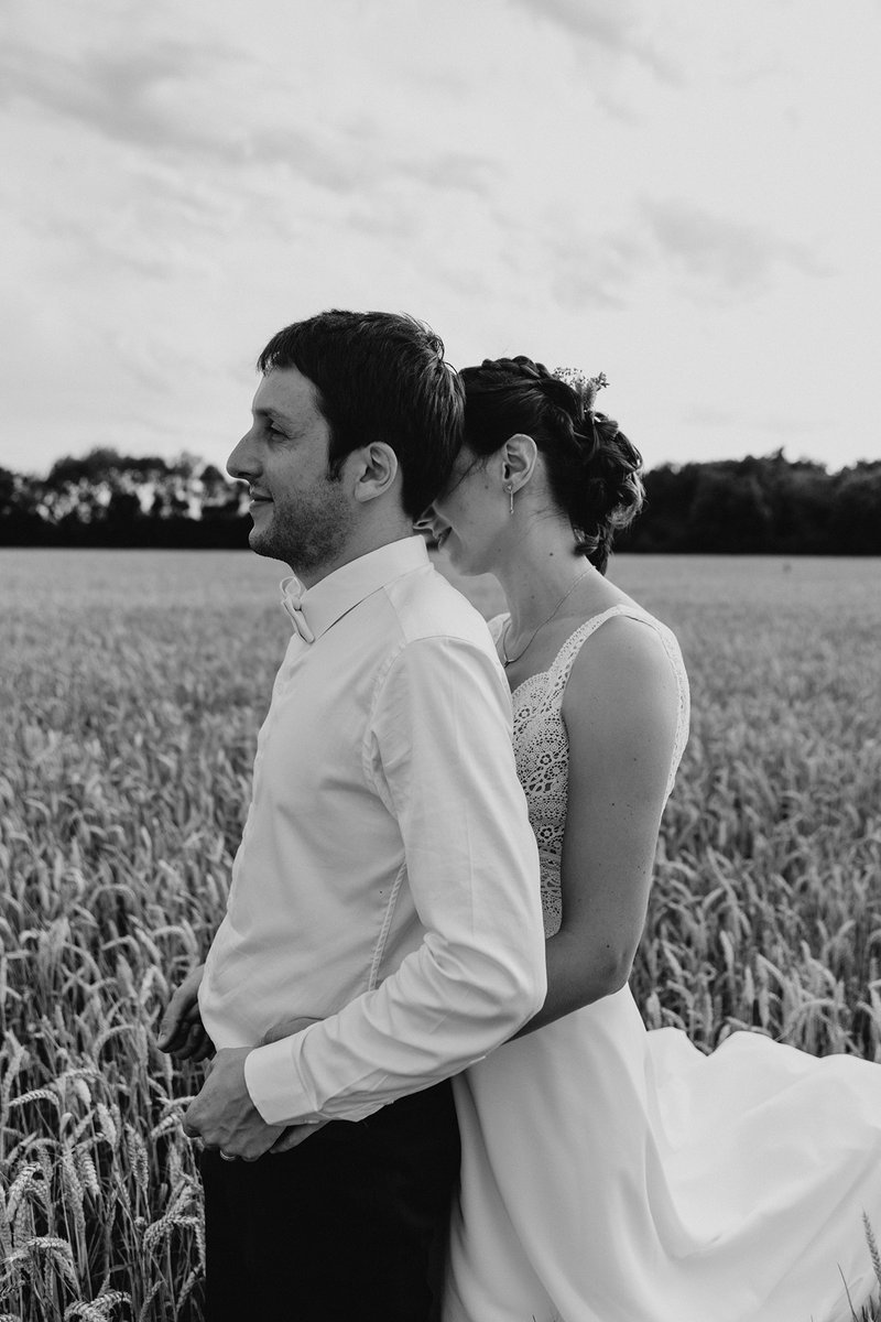 CrazyPumpking's tweet photo. Hey twitter, photographe de mariage sur Niort, La Rochelle et partout où tu veux m'emmener, il me reste de la place pour 2023. Alors si tu te maries cette année et que tu n'as pas encore trouvé la personne qui pourra immortaliser cette journée pour vous deux, n'hésite pas ❤️ https://t.co/EHq8jVV9HN