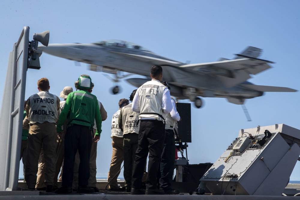 America’s New Aircraft Carrier Struggled To Certify Pilots Before 2022 Deploymen…