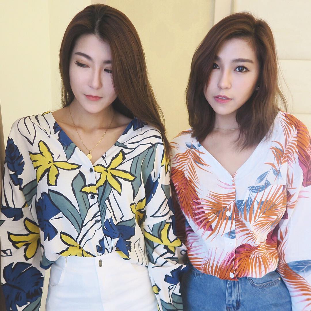 ElisKoh0214's tweet photo. 珍贵的友谊，记在心里。
开心和快乐，我送给你。

Precious friendship, remember it in your heart.
Happy and joyful, I send you.

#selfie #Friendship #photography #sisters #fashion #ootd #makeup #beautiful #lipgloss #hair #wakeupandmakeup #makeupoftheday https://t.co/CAYLe2l1YA