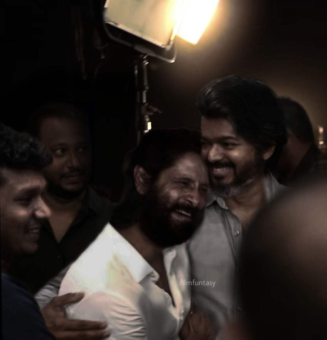 FFuntasy's tweet photo. #ThalapathyVijay meets #ChiyaanVikram ❤‍🔥
#Thalapathy67 #ThalapathyVijay #Thalapathy #vikram #lokeshkanagaraj #LCU https://t.co/heuE5sl49D