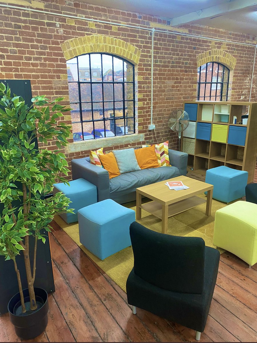 vanillaweb's tweet image. Is co-working right for you ? Join the co-working, hot desking community, In Canterbury and coming soon  in Tenterden &amp;amp; Sheerness.  Is co-working right for you ? Read our blog here ==&amp;gt; buff.ly/2Tq8B2w