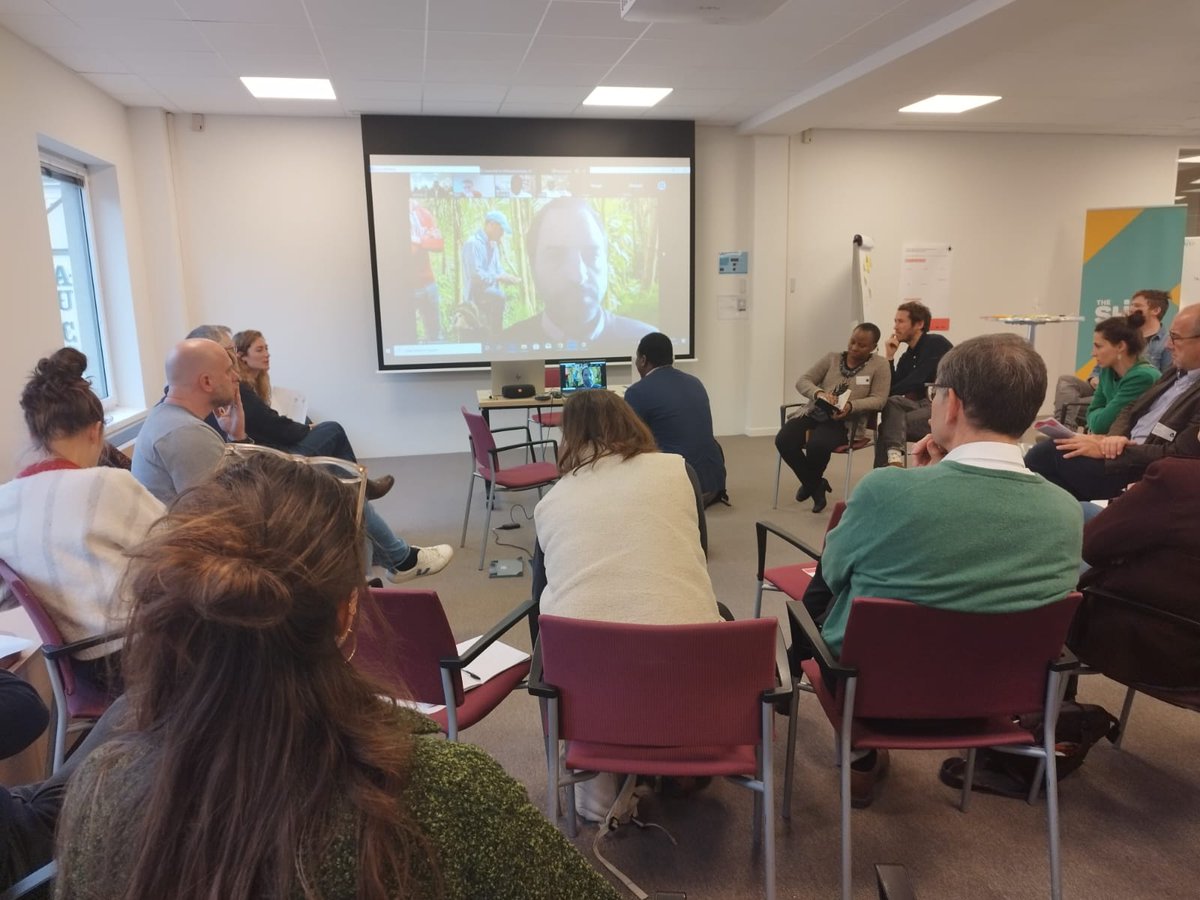 congodorpen's tweet image. Hoe zorgen dat koffieboeren een leefbaar inkomen hebben? Mooie hackathon rond koffie in DR Congo, georganiseerd door @WeMakeTheShift bij @Enabel_Belgium. 
#congodorpen #Coffee #EnablingChange #Congo #BelgianSustainabilityCommunity