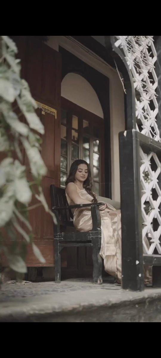 These captures need to be framed!🫶

<a href="/OfficialHelly7/">HELLY</a> | #HellyShah
