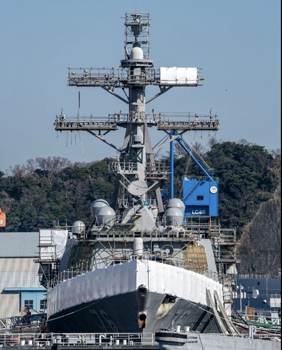 USS Higgins (DDG 76) Arleigh Burke-class Flight II guided missile destroyer in Yokosuka, Japan undergoing maintenance - January 2023 #usshiggins #ddg76

SRC: INST-fuelselector1