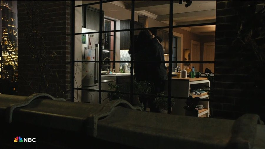 Ashley_Writes28's tweet image. Happy Show Day, friends ❤️

We made it! 

Regardless of what is said or what else happens in the episode, EO will experience a level of physical intimacy they’ve never experienced before, and THAT is just really beautiful 🥰