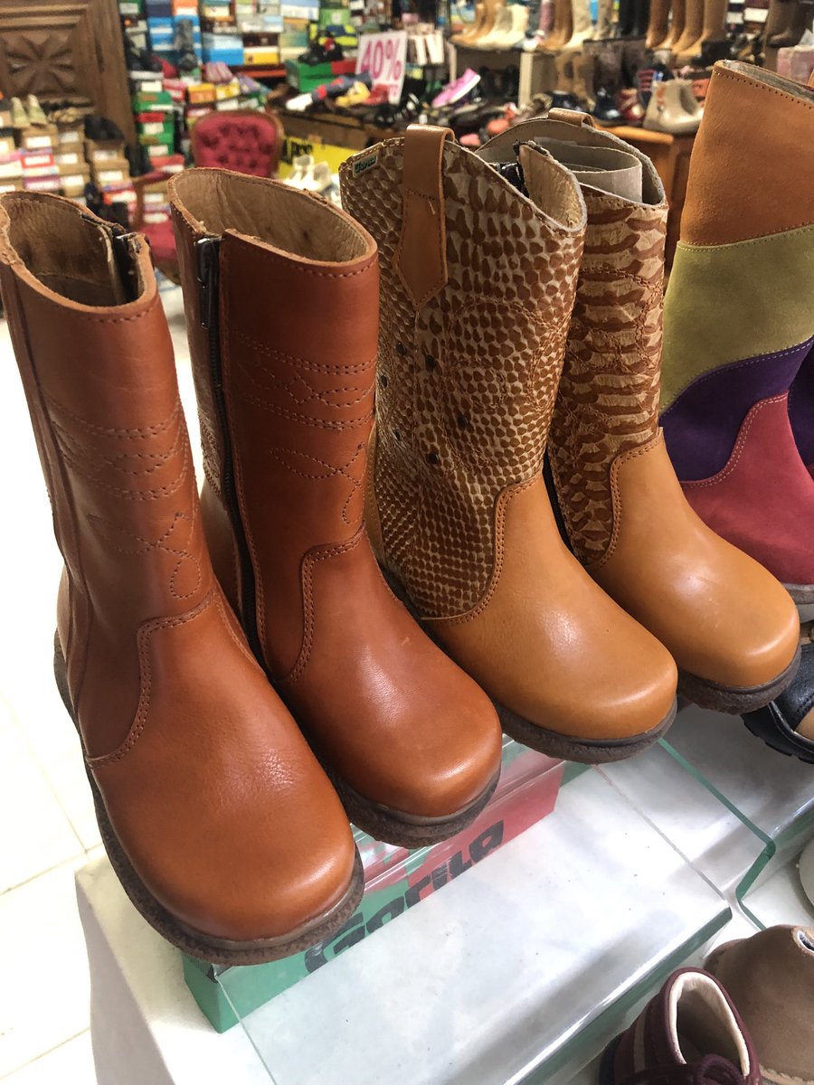 PapesZapateria's tweet image. Las botas más originales y calentitas, están al 40%
¡Te lo vas a perder!
San Antonio11 Whatsaapp 659539064
 Envíos gratis y pagos con bizum Fuengirola 
#gorila 
#modadeespaña
#comerciolocal
#calzadospapes