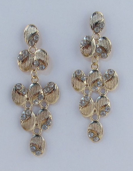 ShopSmartMart1's tweet photo. 🎯Crazy deal! Don’t miss out!🎯
💥Gold Dangle Earrings with Rhinestones on sale for $5.99 💥
Shop now before we sell out! 👉 https://t.co/CnCu0pVpVV https://t.co/mfUvsznhpy