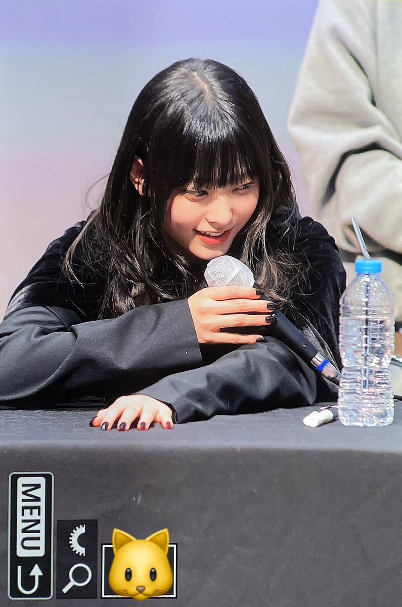 230126

#뉴진스 #해린
#NEWJEANS #HAERIN