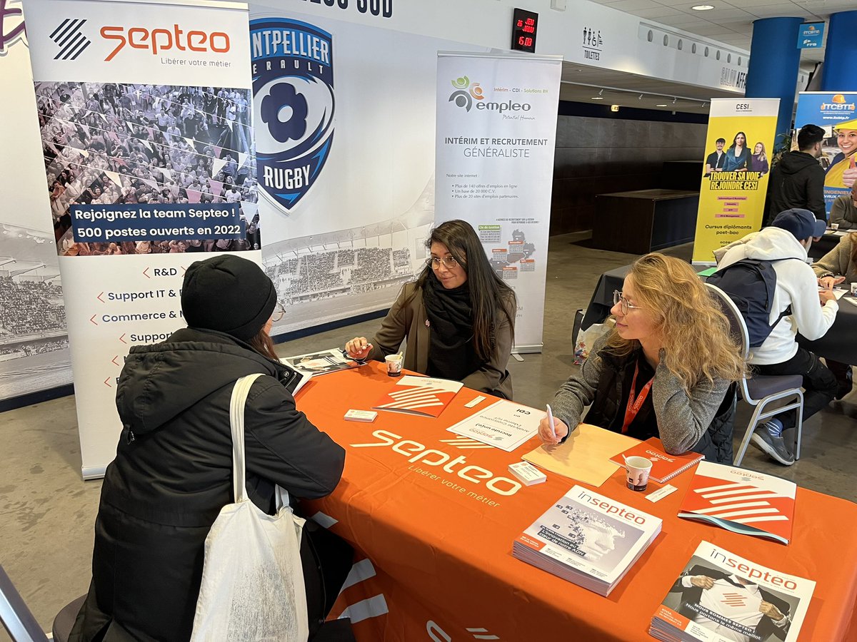 Pour continuer, il est maintenant l’heure de passer à la partie #JobDating 🧍‍♂️🧍

@MHR_Solidaire @OvaleCitoyen #Recrutement