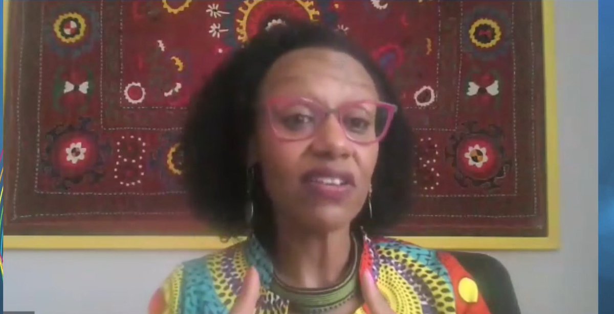 "Collectively we need to bring out the success stories, in over the last 2 decades primary school enrollment has doubled in Africa &amp; we have a huge decrease in the gap between boys &amp; girls who finish primary school" Muna Meky, Education Practice Manager <a href="/Worldbank/">WorldBank</a>

#EducationDay