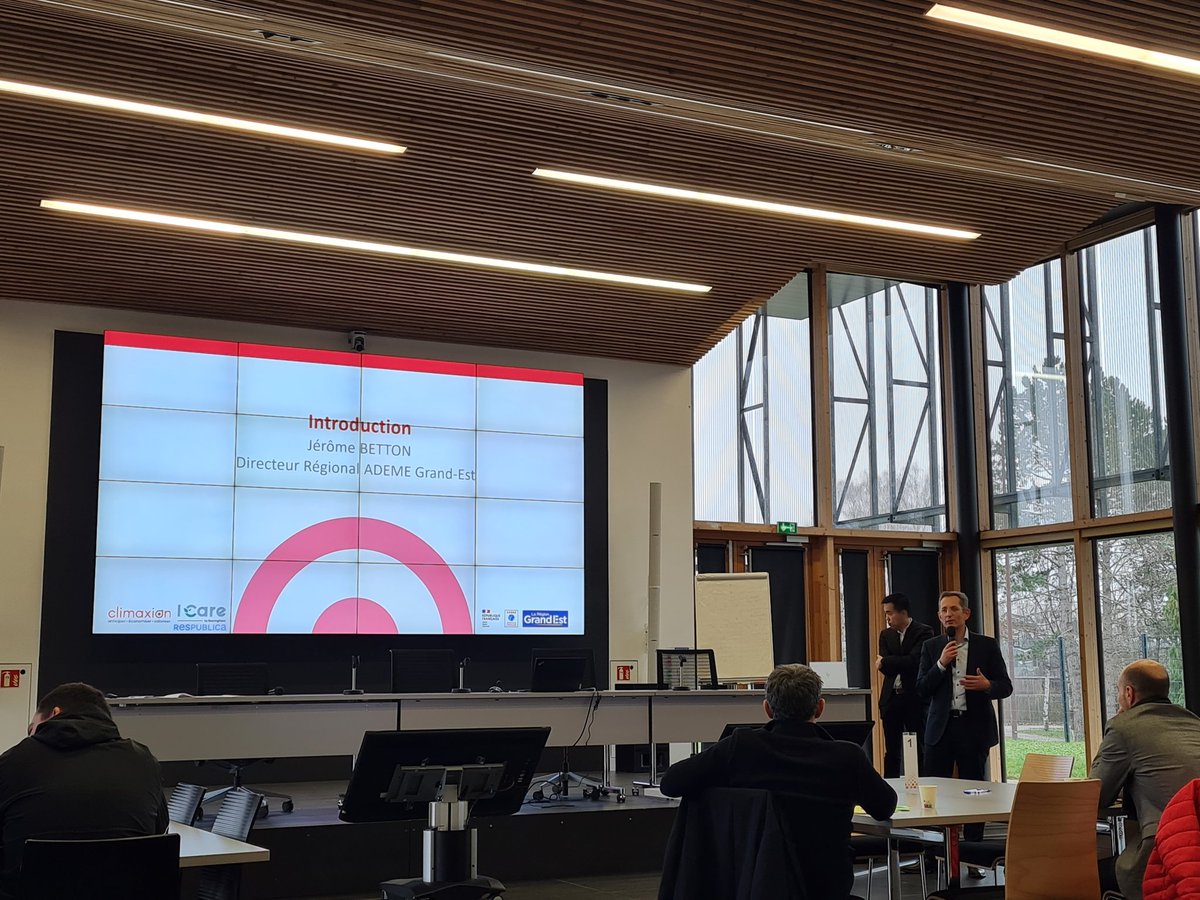 C'est parti pour une séance de travail ollective organisee par l'<a href="/Ademe/">ADEME</a> sur le #numérique #responsable, un sujet au cœur du @GETNumerique .