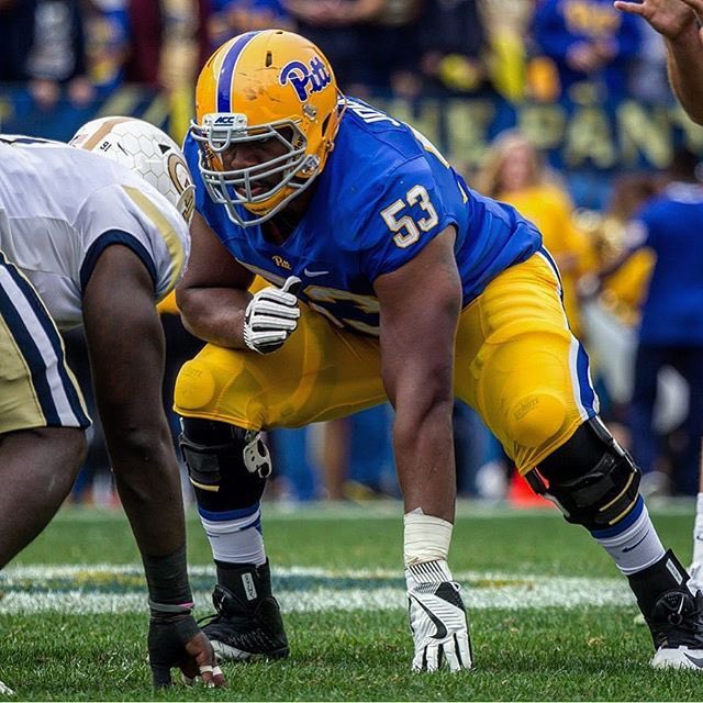 JadonLafontant's tweet photo. I’m blessed to receive a offer from the University of Pittsburgh!💙💛 @Coach_Wayne55 @Coach_SSStan @CoachLett10 @Pitt_FB @FrankCignetti https://t.co/7rqctr8KDo