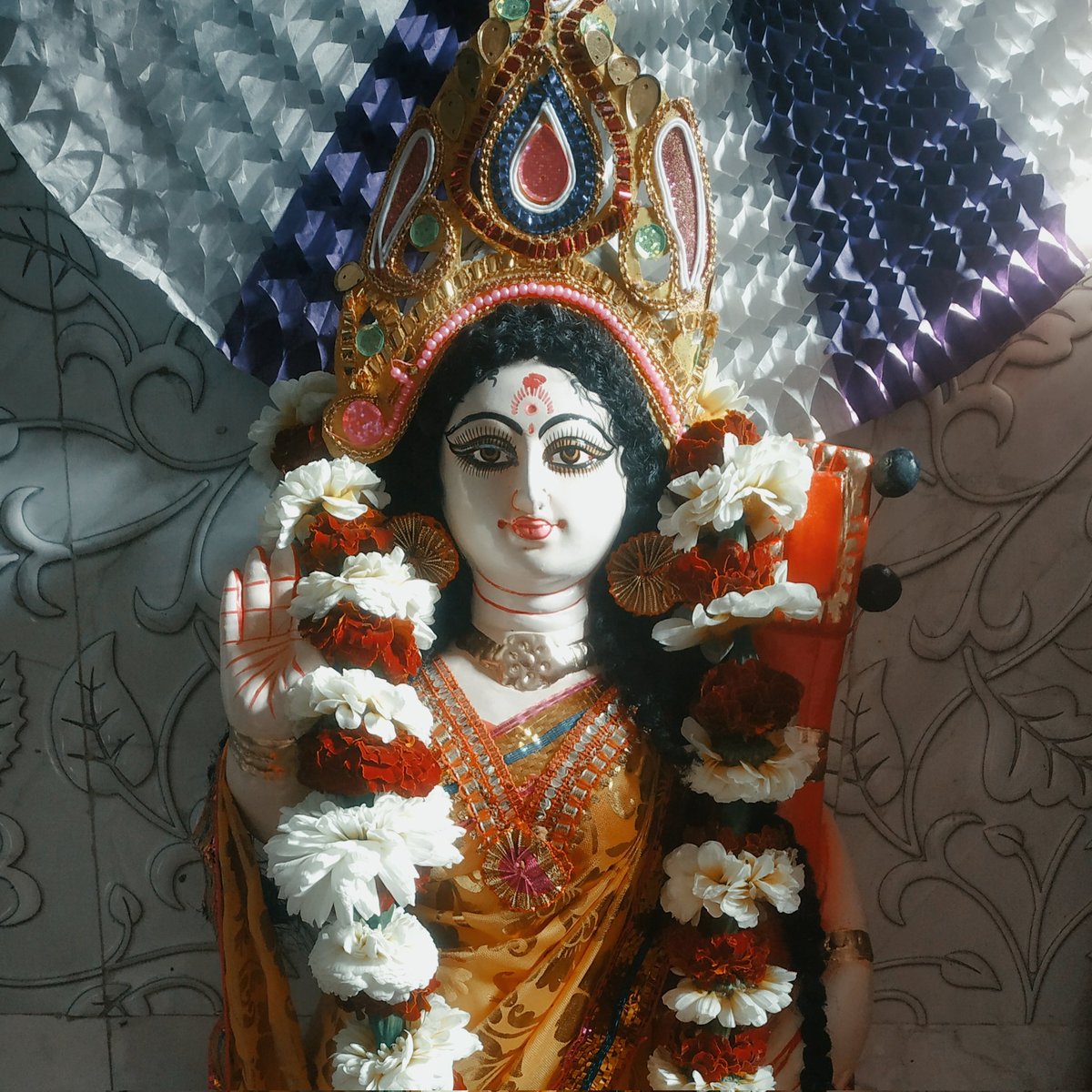 SubhenduBose's tweet photo. May the Goddess of Knowledge, Music, Arts bless you and your family. Wish you all Happy Saraswati puja (Basant Panchami) 

#saraswatipuja2023
#twitterpost
#Tweets
#subhendubose
#BasantPanchami_2023 https://t.co/OM2VHdTomr