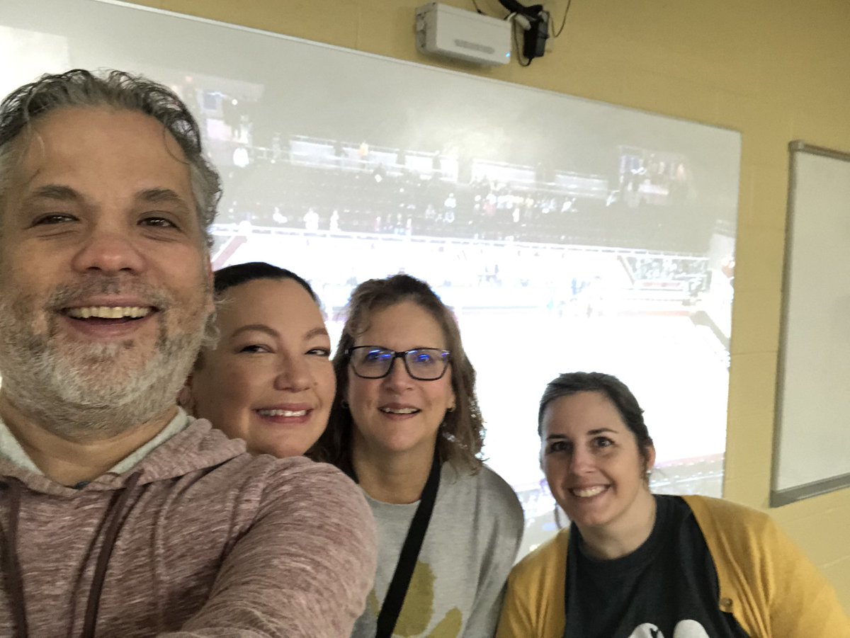 SarahHultman's tweet photo. @PrepSpin The 100 Hall is ready to cheer on the Tigers!! https://t.co/ko2AejAwX4