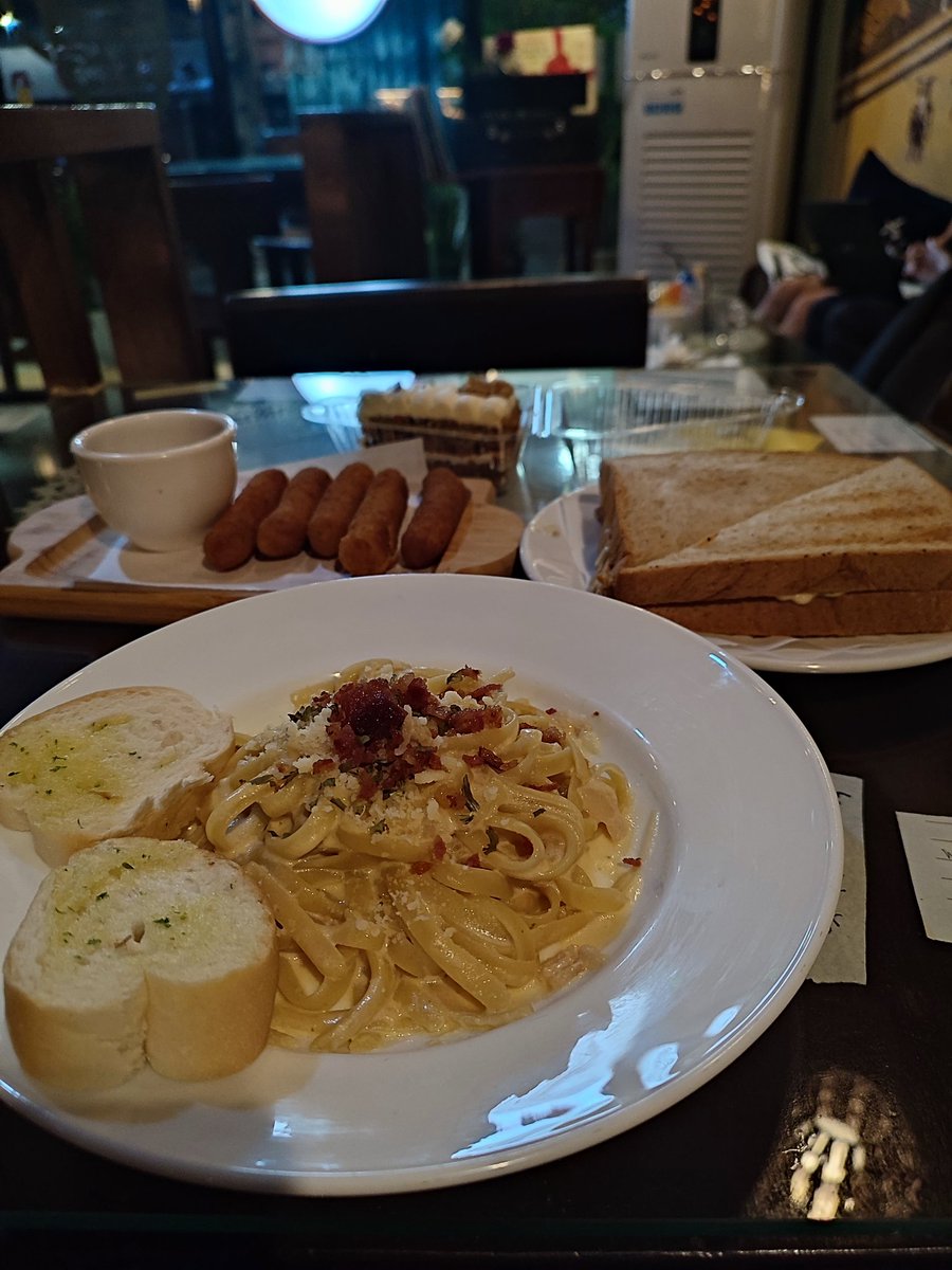 Jedddaaahh's tweet photo. @cafe_tribu https://t.co/xkz83IFBhW