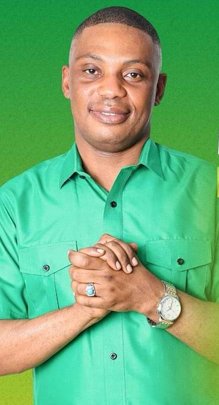 John_Pambalu's tweet photo. Shaka Hamdu ni Mzanzibar lakini ameteuliwa kuwa Mkuu wa wilaya ya Kilosa, Morogoro Tanzania Bara (Tanganyika),

Je, Inawezekana kwa Mtanganyika kuteuliwa kuwa mkuu wa wilaya nchini Zanzibar?

Comments ziwe fupi fupi tu. https://t.co/g5DLmrxlGz