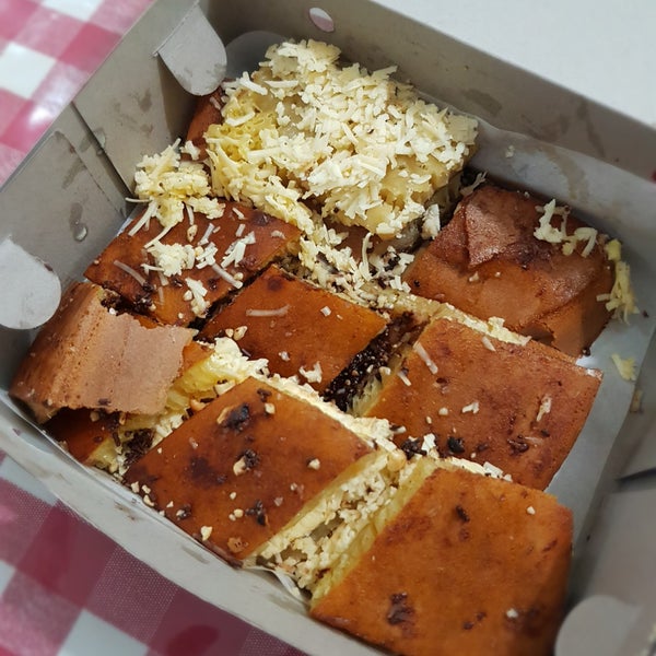 kreck_soek's tweet photo. Martabak yang special aja masih dikacangin, apalagi saya 🙃 https://t.co/ftKxfeAXTW