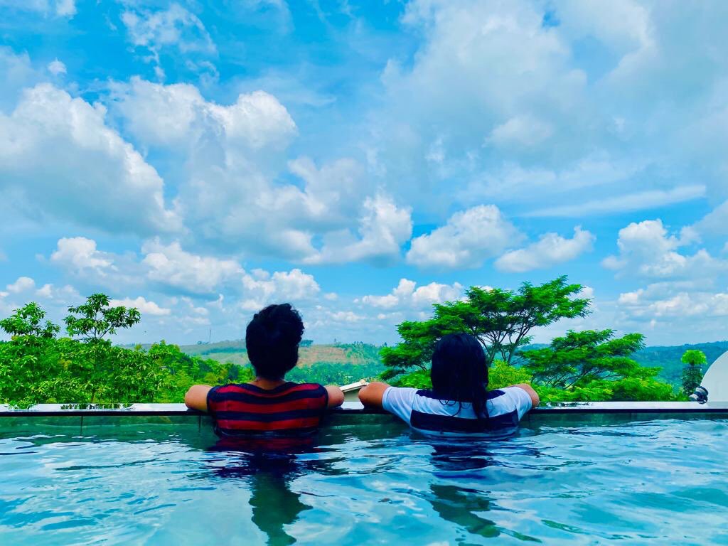 OshaniL's tweet photo. ගියා 🍸🍽🍟🥘🫧 https://t.co/9Mv41T4kap