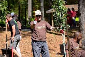 Bob Ellis (@bobellisfulton) on Twitter photo Trees planted FREE in your front yard? #sandyspringsga has again teamed up with <a href="/TreesAtlanta/">Trees Atlanta</a> whose volunteers will plant up to three trees for you. FREE. Details at treesatlanta.org/yardtree/. To start the program in your city, contact Mike@treesatlanta.org. Trees planted FREE in your front yard? #sandyspringsga has again teamed up with <a href="/TreesAtlanta/">Trees Atlanta</a> whose volunteers will plant up to three trees for you. FREE. Details at treesatlanta.org/yardtree/. To start the program in your city, contact Mike@treesatlanta.org.